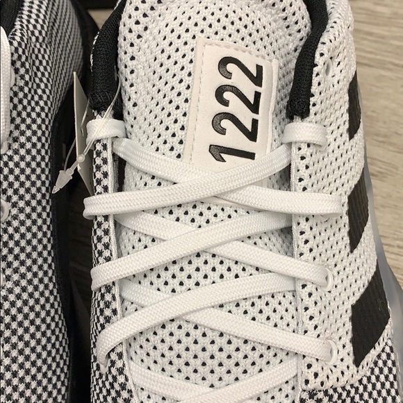 NWT adidas Men's Pro Bounce Madness Low 2019, Black/ White, Size 7.5 - Picture 5 of 5